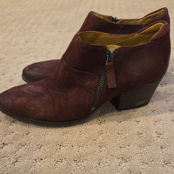 Franco Sarto Brown Ankle Boots with Side Zipper - Picture 3 of 7